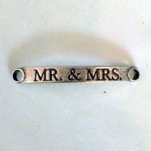 Lenny & Eva Bar Sentiment: Silver Mr. & Mrs.